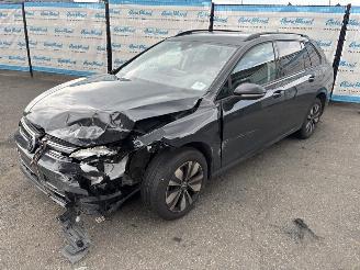 Auto incidentate Volkswagen Golf Variant 2.0 TDI 110 kW Goal 2024/10