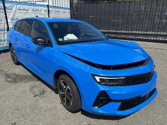 krockskadad bil auto Opel Astra Sports Tourer GS 1.2 (96kW) 2025/2