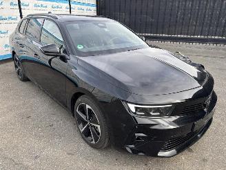 krockskadad bil auto Opel Astra Sports Tourer GS Hybrid (107kW) eDCT Automatik Pano 2025/6