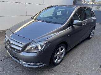 occasion passenger cars Mercedes B-klasse 180 B 180 Automaat | Half leder | Trekhaak | Bi-Xenon | Cruise 2012/1