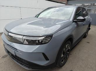 krockskadad bil auto Opel Grandland (X) 1.2 48V Mild-Hybrid 100 kW GS Matrix 2025/3