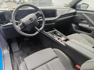 Opel Astra Sports Tourer GS. 1.2 Turbo 96 kW (130 PS) AT-8 picture 8