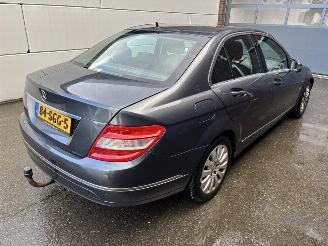 Mercedes C-klasse 200 CDI BlueEFFICIENCY picture 3