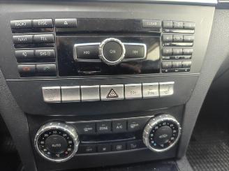 Mercedes C-klasse 200 C 200 T CDI BlueEfficiency picture 16