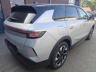 Opel Grandland (X) GS Hybrid 107 KW mild Hybrid picture 3