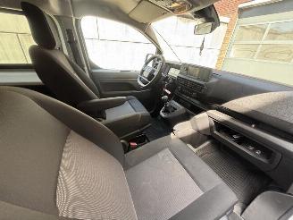 Opel Vivaro Basis M (L2) 2.0 (106kW) Dubbelcabine 5P EU6 picture 14