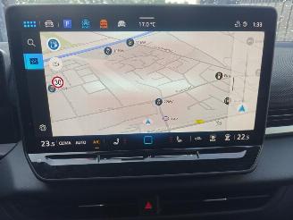 Volkswagen T-Roc 1.5 eTSI 110 kW R-Line picture 27
