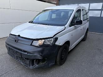 krockskadad bil bedrijf Volkswagen Caddy Life 75 KW 5 Sitzer 2026/4