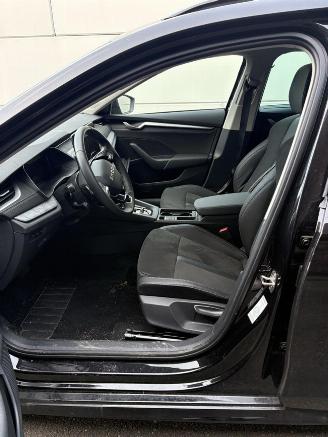 Skoda Octavia Combi 2.0 TDI 110 kW Tour picture 8