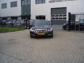 skadebil bromfiets Mercedes E-klasse E  212 250CDI 2012/1