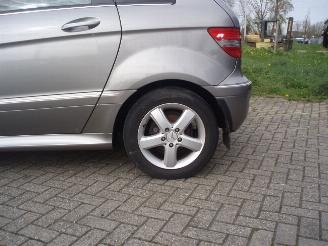 Mercedes B-klasse B 170 picture 5