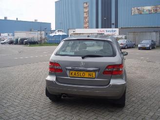 Mercedes B-klasse B 170 picture 4