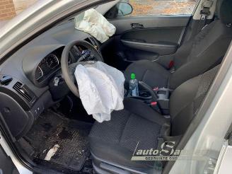 Hyundai I-30 i30 (FD), Hatchback, 2007 / 2011 1.4 CVVT 16V picture 9