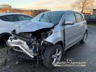 Sloopauto Toyota Urban Cruiser Urban Cruiser, SUV, 2009 / 2016 1.33 Dual VVT-I 16V 2WD 2010/2