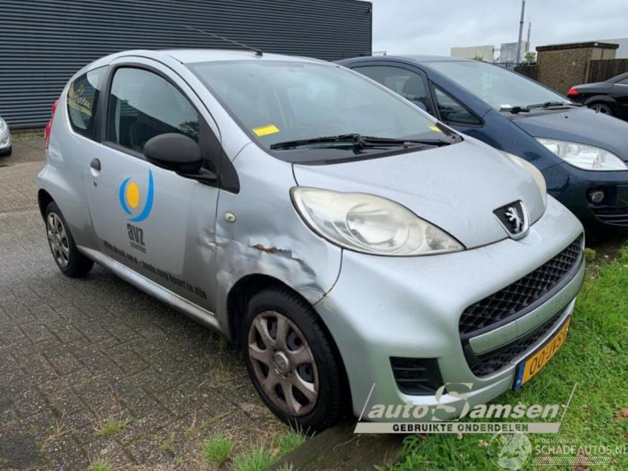 Peugeot 107 107, Hatchback, 2005 / 2014 1.0 12V