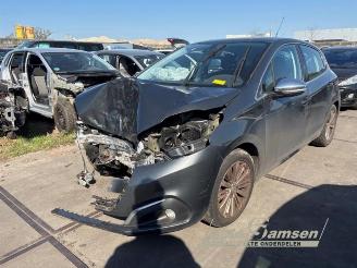 Dezmembrări autoturisme Peugeot 208 208 I (CA/CC/CK/CL), Hatchback, 2012 / 2019 1.6 Blue HDi 100 2015/12