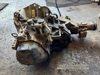 Fiat Sedici Sedici (189), SUV, 2006 / 2014 1.6 16V Emotion 4x4 picture 21