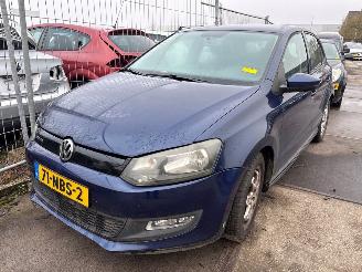 krockskadad bil auto Volkswagen Polo  2010/9