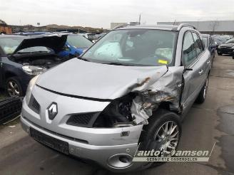 skadebil auto Renault Koleos Koleos I, SUV, 2008 / 2017 2.5 16V 2009/1