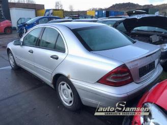 Mercedes C-klasse C (W203), Sedan, 2000 / 2007 2.2 C-200 CDI 16V picture 4