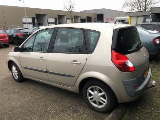 Renault Scenic  picture 5