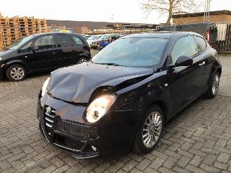 Voiture accidenté Alfa Romeo MiTo  2013/5