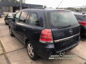 Opel Zafira  picture 3