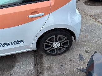 Volkswagen Up!  picture 5