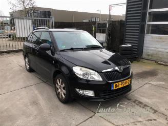 Vrakbiler auto Skoda Fabia Fabia II Combi, Combi 5-drs, 2007 / 2015 1.2 TSI 2011/1