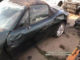 Mazda MX-5 MX-5 (NB18/35/8C), Cabrio, 1998 / 2005 1.6i 16V picture 3