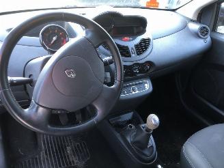 Renault Twingo  picture 9