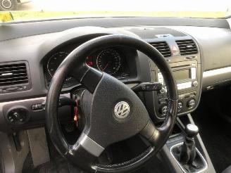 Volkswagen Golf  picture 7