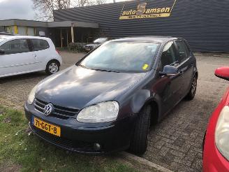 Unfallwagen Volkswagen Golf  2007/9