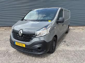 Coche accidentado Renault Trafic Trafic (1FL/2FL/3FL/4FL) Van 2014 - 1.6 dCi Twin Turbo Bestel  Diesel 1.598cc 89kW (121pk) FWD 2015-07  R9M413; R9MH4 2019/1