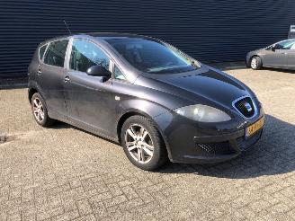 Avarii autoturisme Seat Altea 1.6 MPV  Benzine 1.598cc 75kW (102pk) FWD 2004-03/2005-05 (5P1) BGU 2005/1