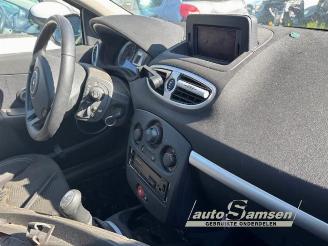 Renault Clio Clio III (BR/CR), Hatchback, 2005 / 2014 1.2 16V 75 picture 15