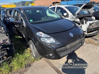 demontáž osobní automobily Renault Clio Clio III (BR/CR), Hatchback, 2005 / 2014 1.2 16V 75 2009/12
