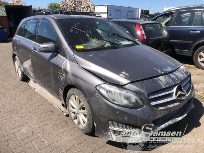 Mercedes B-klasse B (W246/W242), Hatchback, 2011 / 2018 1.6 B-180 BlueEFFICIENCY Turbo 16V