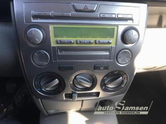 Mazda 2 2 (NB/NC/ND/NE), Hatchback, 2003 / 2007 1.4 16V picture 5