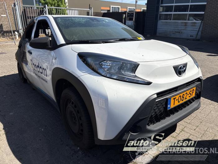Toyota Aygo Aygo X, Hatchback, 2022 1.0 12V VVT-i