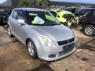 Vrakbiler auto Suzuki Swift Swift (ZA/ZC/ZD1/2/3/9), Hatchback, 2005 / 2015 1.3 VVT 16V 2007/4