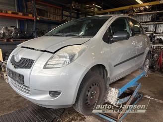 Purkuautot passenger cars Toyota Yaris Yaris II (P9), Hatchback, 2005 / 2014 1.3 16V VVT-i 2006/3