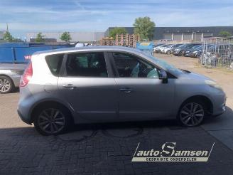 Autoverwertung Renault Scenic Scenic III (JZ), MPV, 2009 / 2016 1.6 16V 2010/10