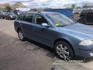 Skoda Octavia Octavia Combi (1Z5), Combi 5-drs, 2004 / 2013 1.6 FSI 16V picture 2