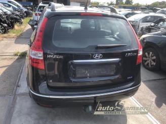 Hyundai I-30 i30 Crosswagon (WWH), Combi, 2007 / 2012 1.4 CVVT 16V picture 13