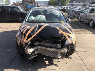 Coche accidentado Opel Corsa-E  2018/1
