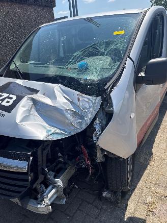 Opel Vivaro  picture 2