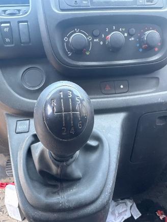 Opel Vivaro  picture 9
