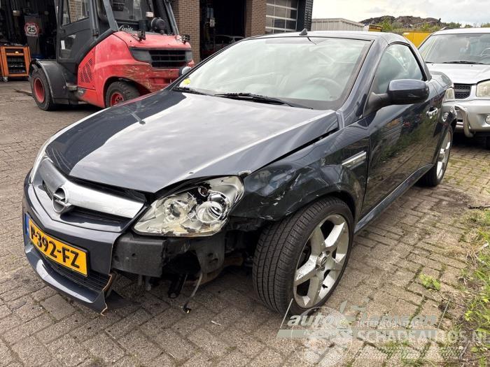 Opel Tigra Tigra Twin Top, Cabrio, 2004 / 2010 1.8 16V