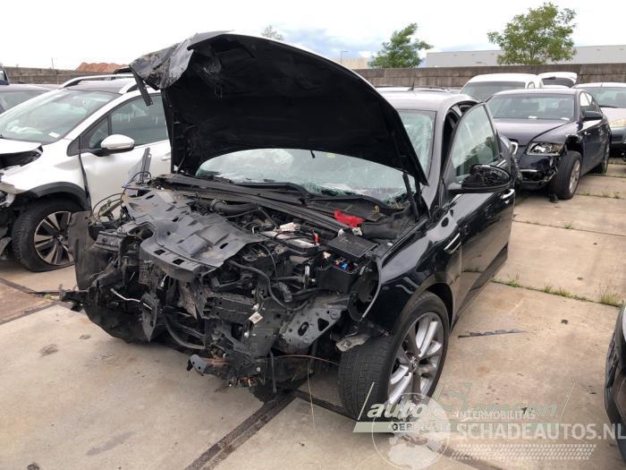 Renault Mégane Megane IV (RFBB), Hatchback 5-drs, 2015 1.2 Energy TCE 130